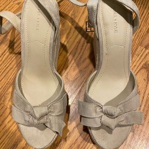 Kendall and Kylie Wedges